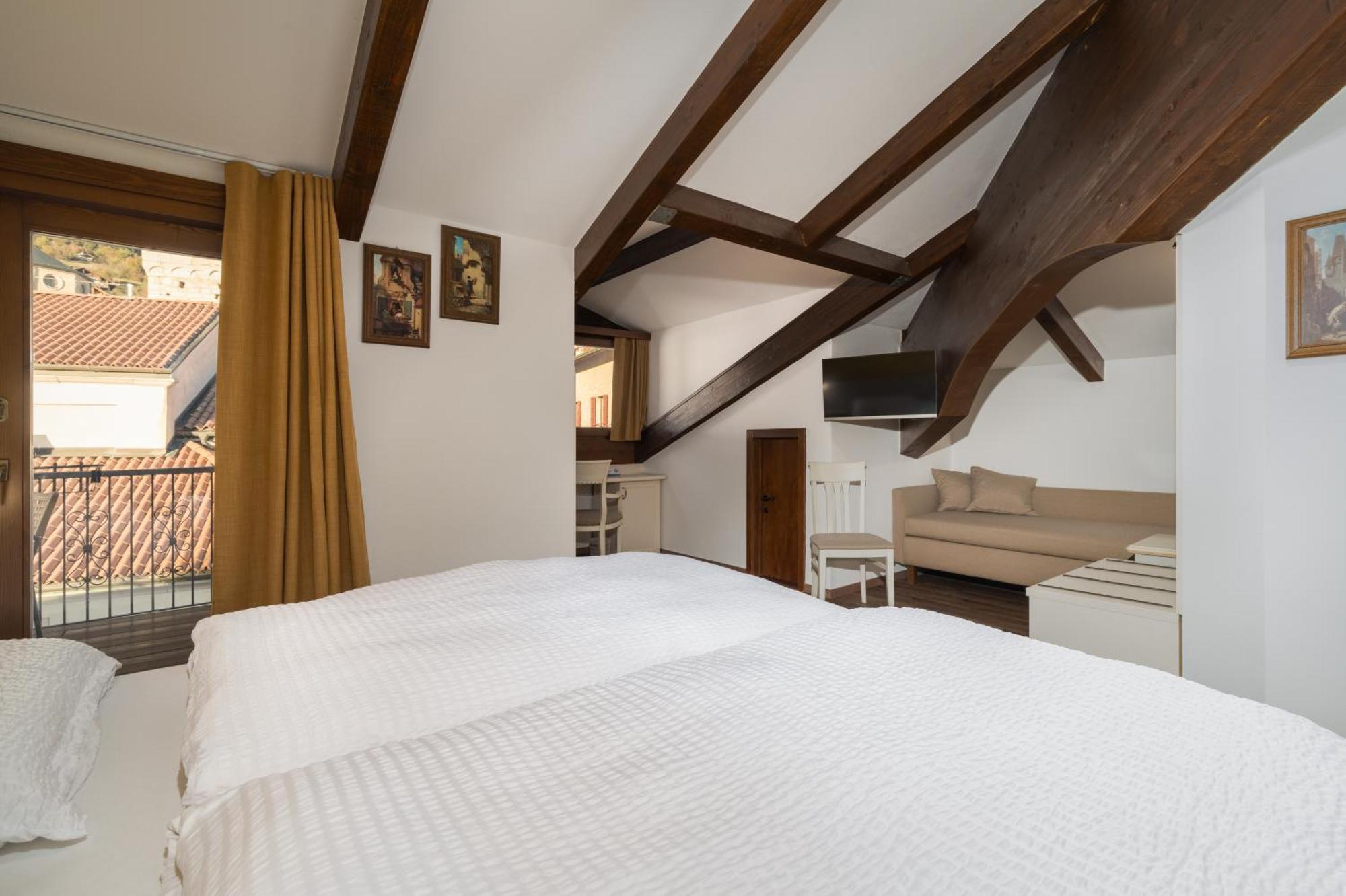 Hotel Opinione Dimora Storica 3*